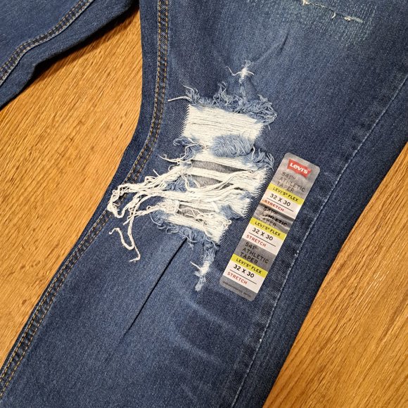 Levis 541 Athletic Taper 32 X 30 NWT - Picture 7 of 10